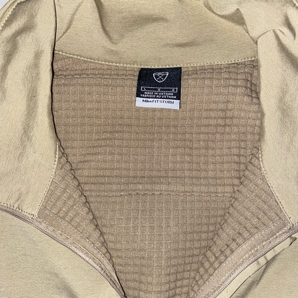 Nike Fit Storm Quarter Zip Pullover - Picture 2 of 7